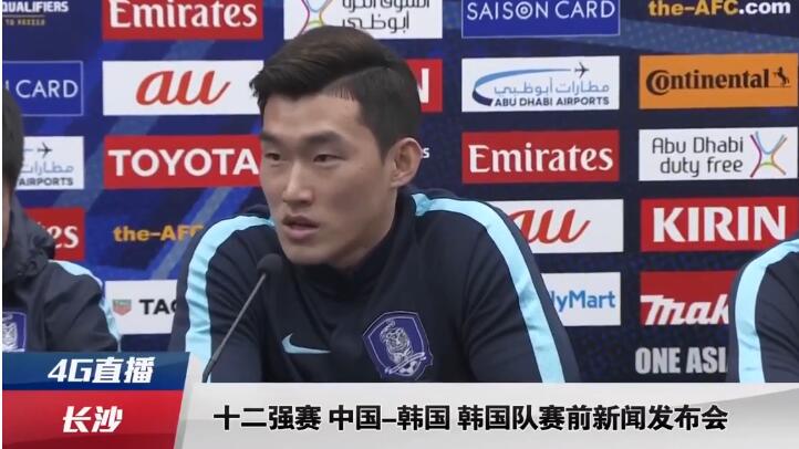 一旁，伊藤菜菜子的姑姑伊藤惠美忍不住感叹：希望欧尼酱以后能够打起精神来，每天都是一副死气沉沉的样子，确实让人很无奈啊……他今天才不过五十岁，却比欧多桑当年七十岁的时候还要显得老气。